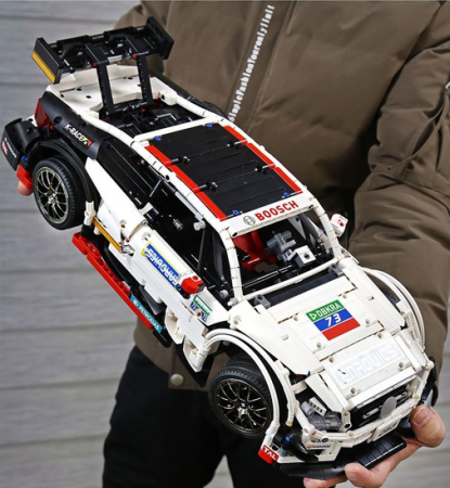 Конструктор Mould King Models С63 Mercedes-Benz C63 AMG DTM, 2270 деталей (13075)